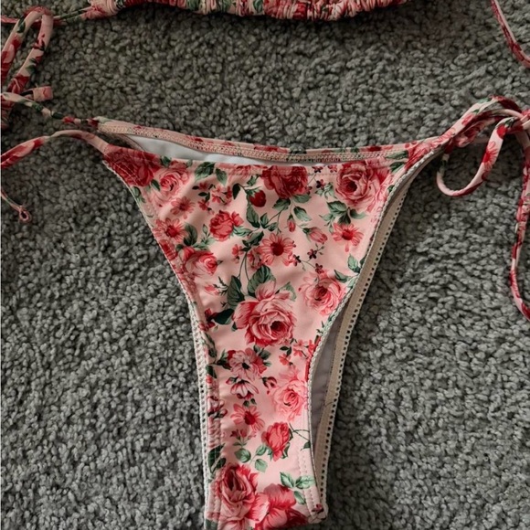 Floral Pink Bikini Set - Picture 3 of 3